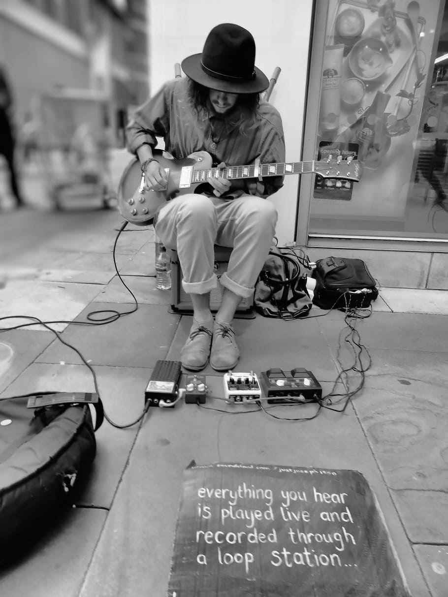 street busker, musician, guitar, playing, money, outdoors, instrument, HD wallpaper