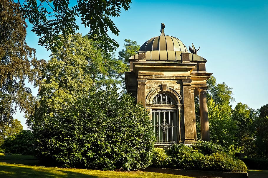 brown dome building under blue sky, cemetery, crypt, grave HD wallpaper
