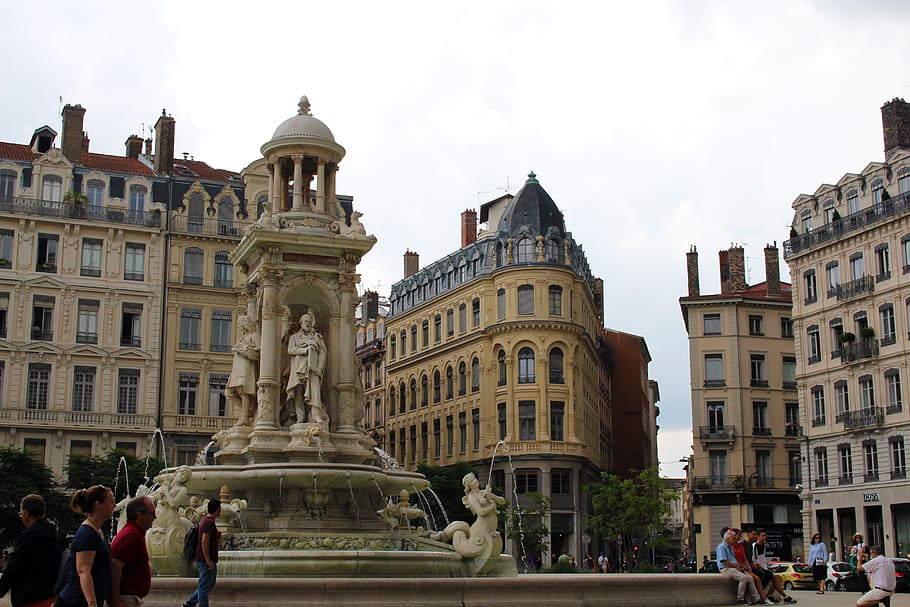 Lyon, France, Old Town, Architecture, city, sculpture, figure, HD wallpaper