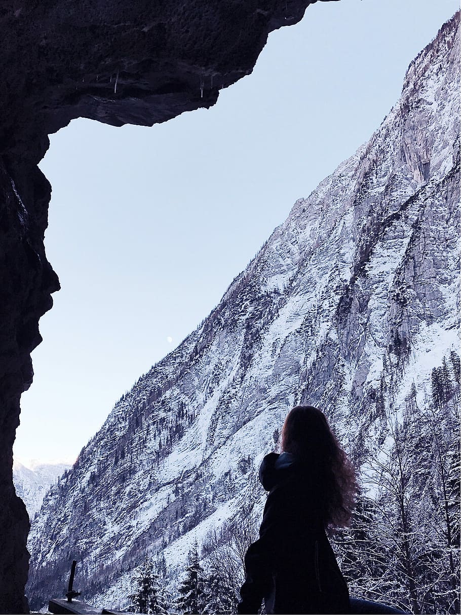woman in black top standing near mountain, woman standing near mountain HD wallpaper