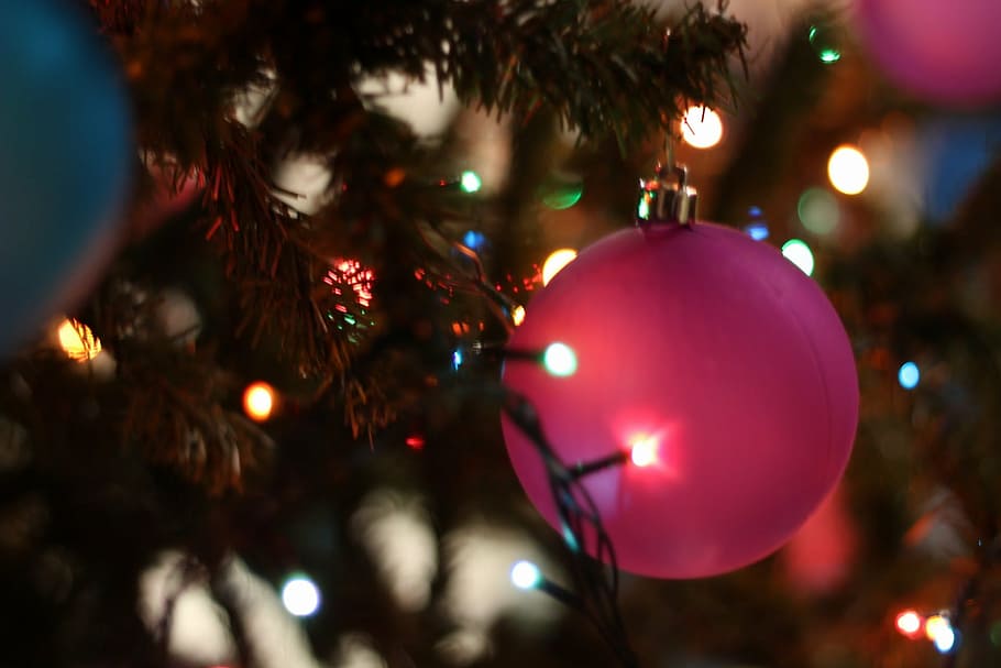 balls, blur, bright, celebration, christmas, christmas balls HD wallpaper