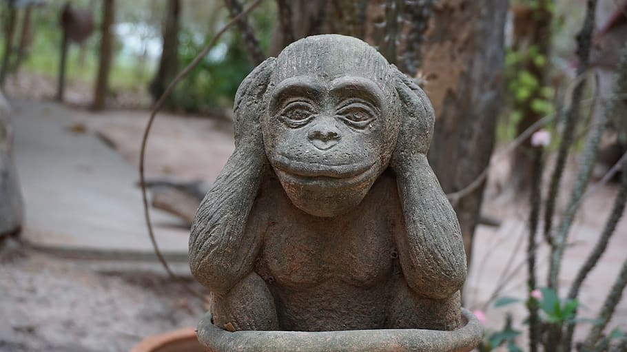 monkey, statue, closed-ear headphones, still, peace, art and craft, HD wallpaper