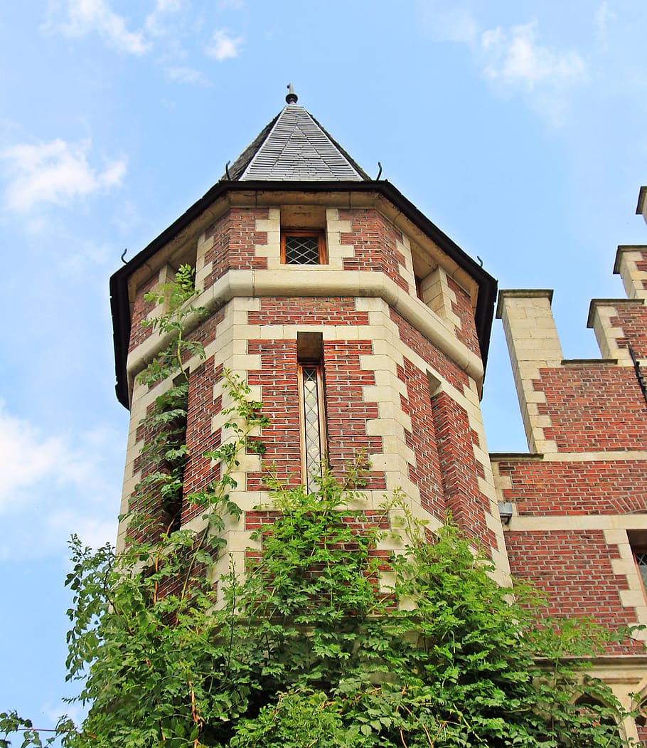 building, tower, sky, clouds, architecture, old building, overgrown HD wallpaper