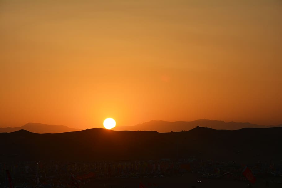 sunset, desert, mountain, sky, orange color, beauty in nature HD wallpaper