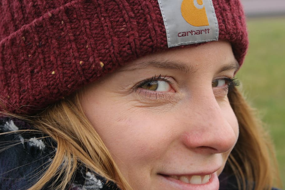 winter, cap, face, cold, headwear, beauty, eyes, naturalness HD wallpaper