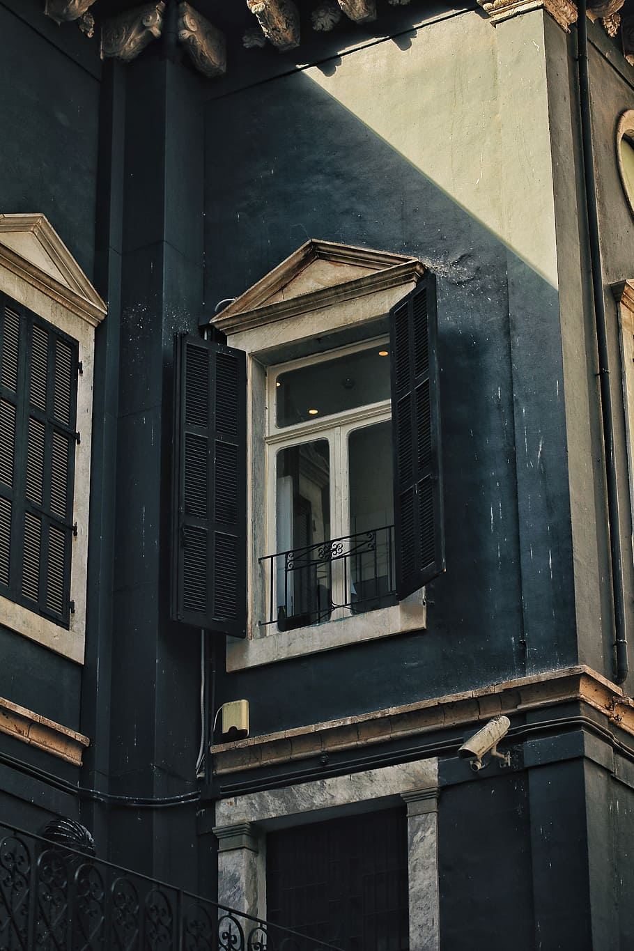 what are you looking for, opened building window, house, architecture HD wallpaper