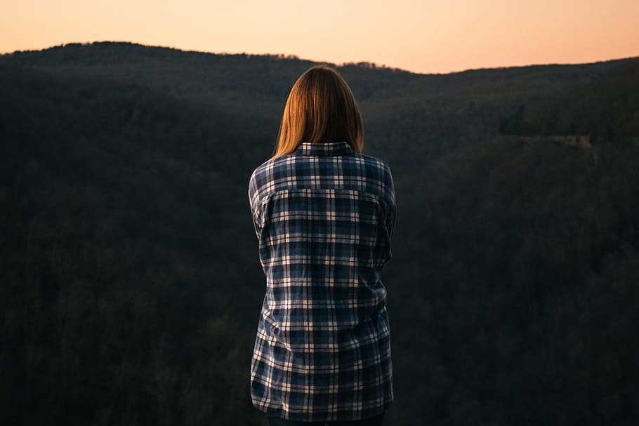 Woman Wearing Blue and White Plaid Dress Shirt in Front of Green Mountain HD wallpaper