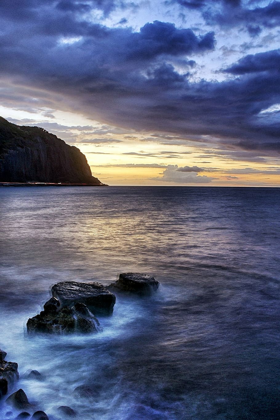 beach, clouds, coast, ocean, rocks, scenic, sea, seascape, seashore HD wallpaper