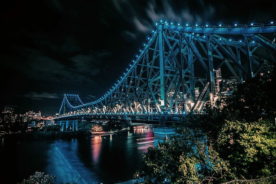 Lost in translation, gray suspension bridge near body of water HD wallpaper