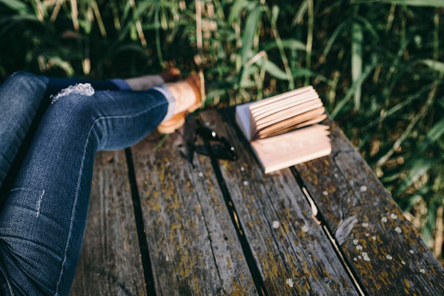 Reading book at lake, people, summer, opened notebook, time, old pier HD wallpaper