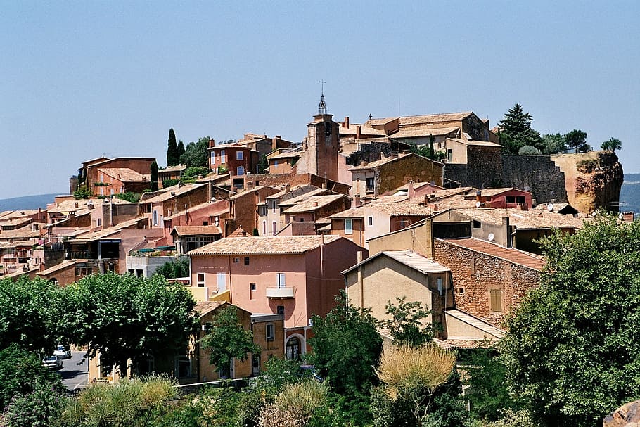 buildings near trees, roussillon, france, city view, red ochre, HD wallpaper