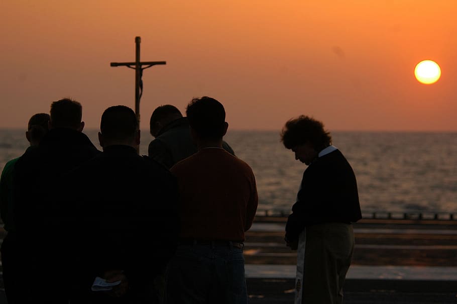 group of person praying together, sunrise, religion, faith, easter, HD wallpaper
