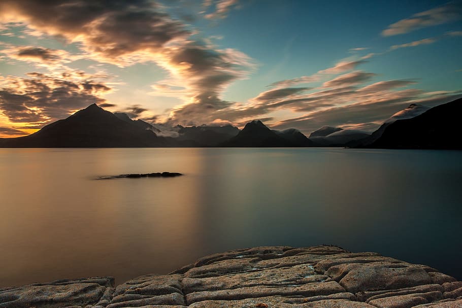 body of water under blue and white cloud, sunset, clouds, lake HD wallpaper