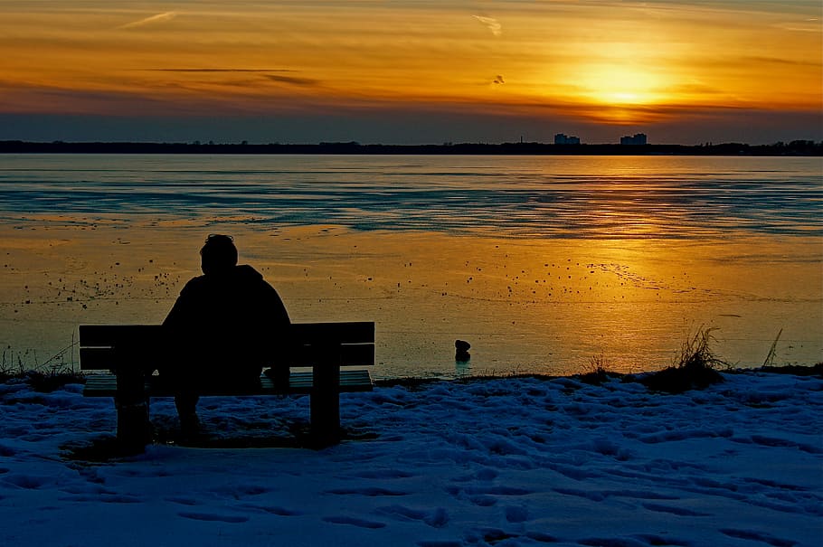 silhouette of man sitting on bench during sunset, Clouds, Evening HD wallpaper