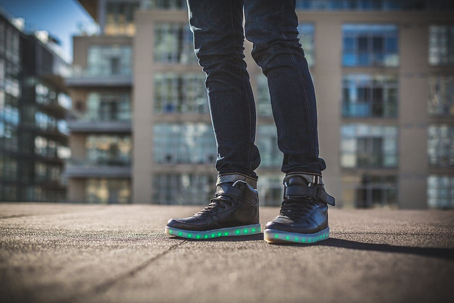 rooftops, sunny, day, daylight, shadow, walking, shoe, footwear HD wallpaper