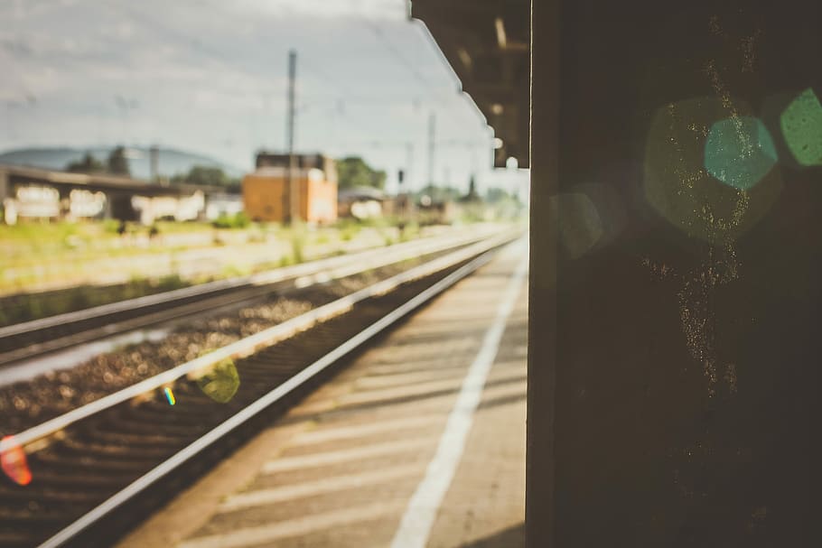 gray metal train rail during daytime, photo of train railway, HD wallpaper