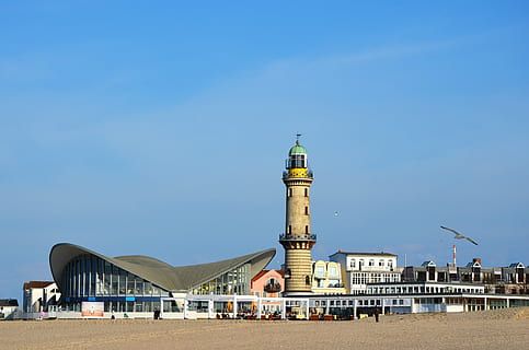warnemünde, seaside resort, teepott, lighthouse, election signs HD wallpaper