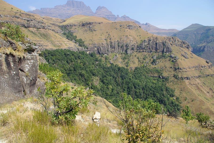 South Africa, Drakensberg Mountains, hiking trails, sky, landscape