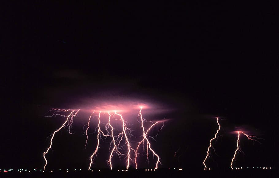 Lightning Storm from the clouds in Norman, Oklahoma, photos, public domain HD wallpaper