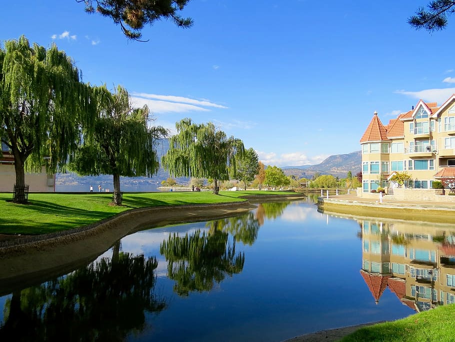 house next to body of water and trees, photo, lake, beige, concrete HD wallpaper