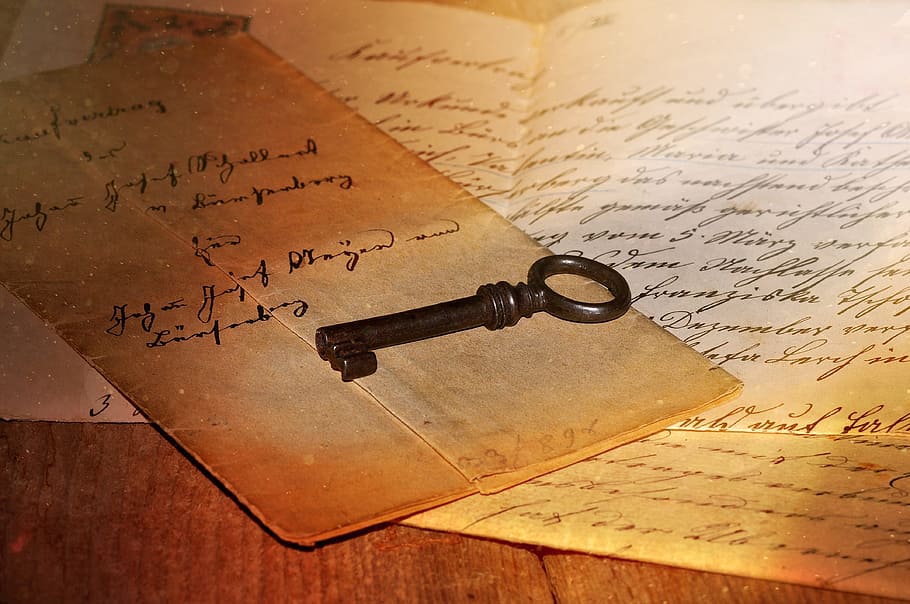 black skeleton key on brown paper, letters, old, antique, handwriting HD wallpaper