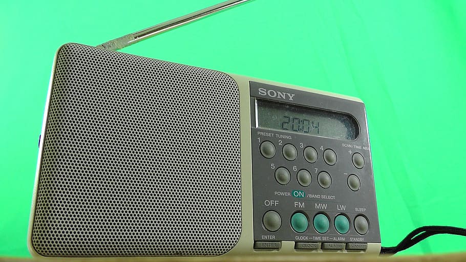 radio, small, green background, antenna, buttons, setting, loud speaker HD wallpaper