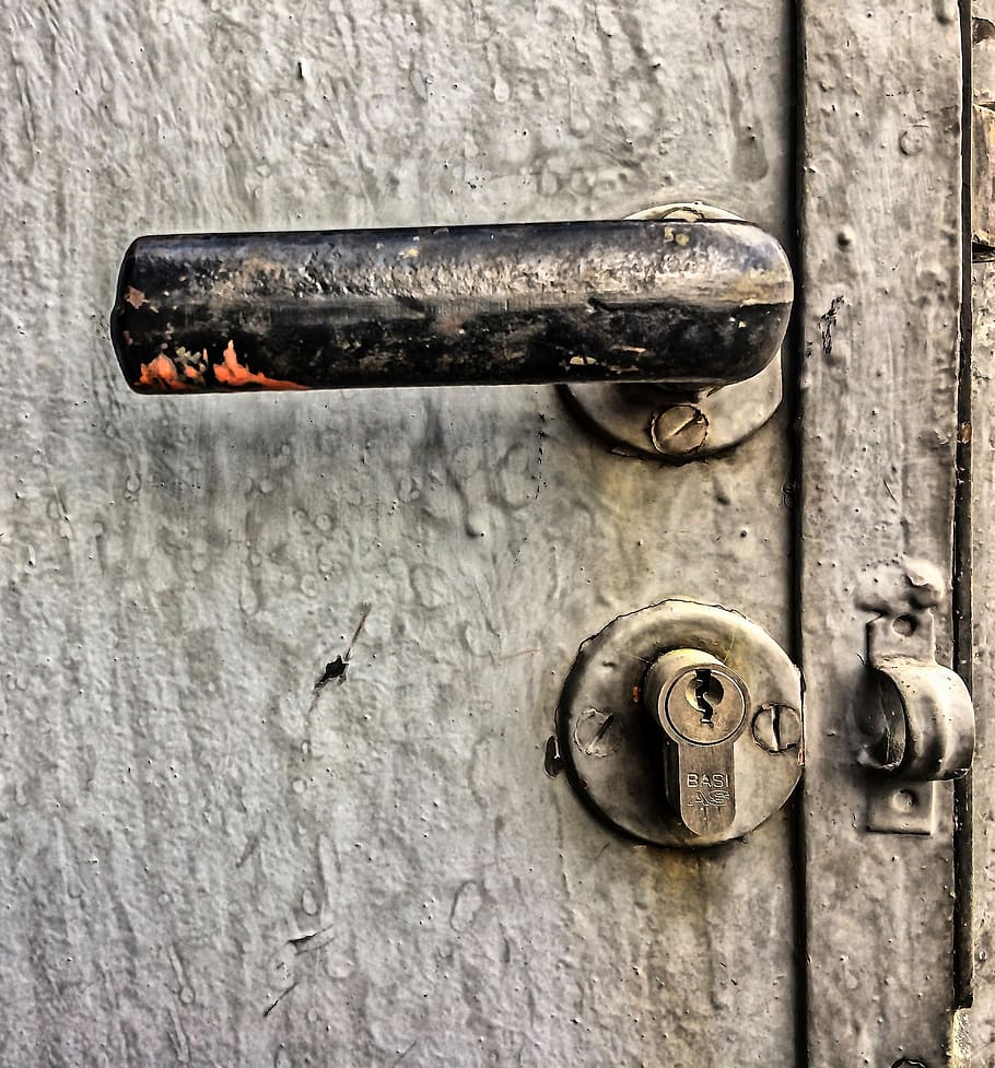 close, door, handle, iron, input, entrance, metal, safety, lock HD wallpaper