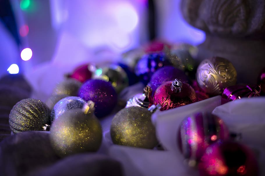 assorted Christmas baubles, assorted-color baubles, decoration HD wallpaper
