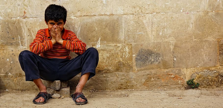 child, boy, birecik, sitting, people, men, poverty, one Person HD wallpaper