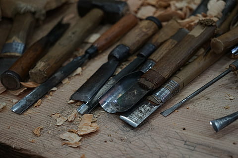 close up photo of sculpting tool lot, extension, chisel, master HD wallpaper