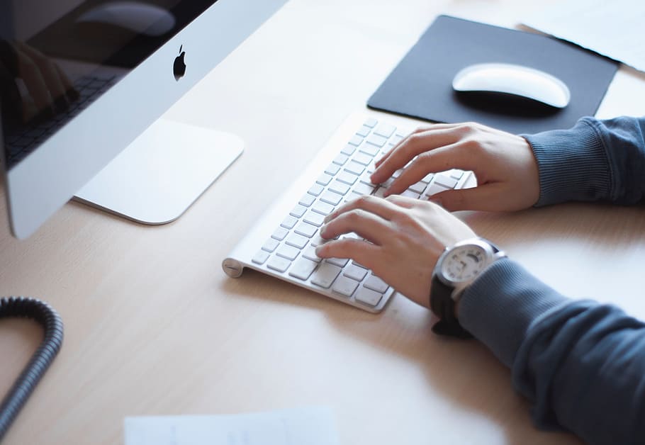 Typing on a Mac, design, keyboard, technology, computer, business HD wallpaper