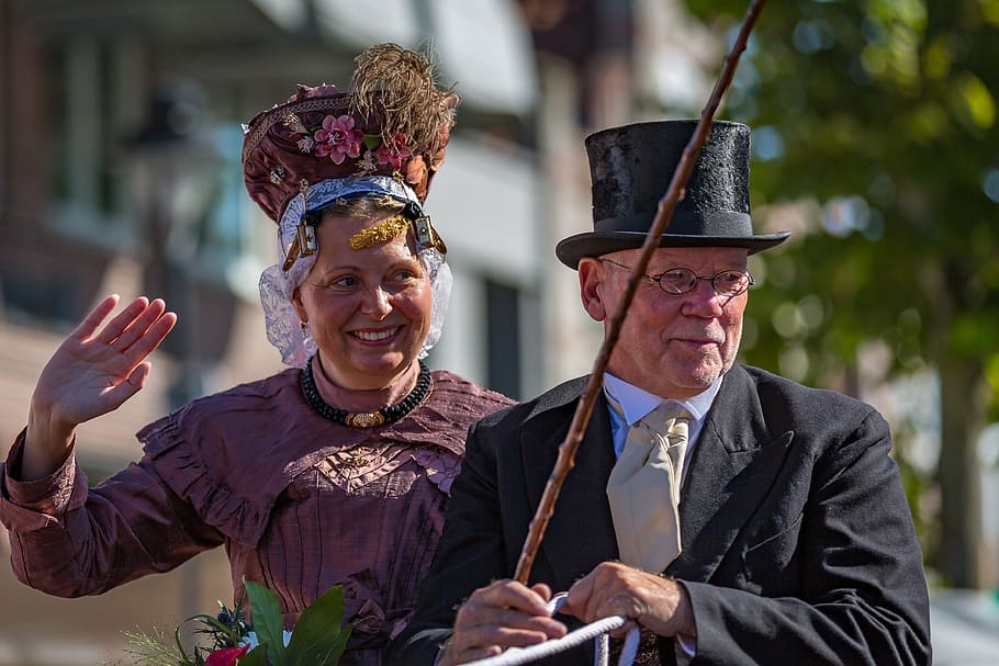 west-frisian-market-schagen-parade-folklore.jpg