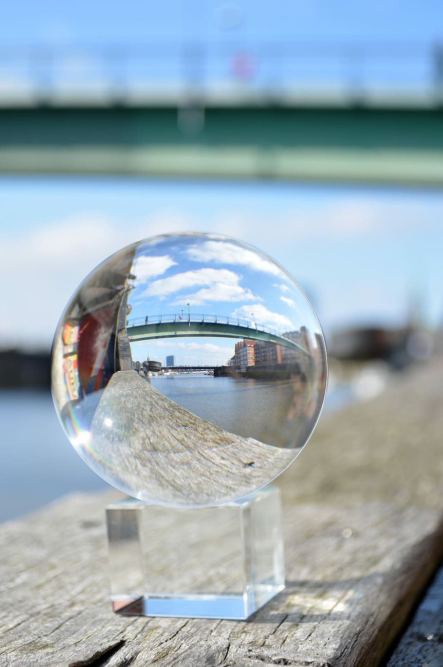 Mirrored, Ball, Water, Weser, Bremen, glass ball, bridge, reflection HD wallpaper