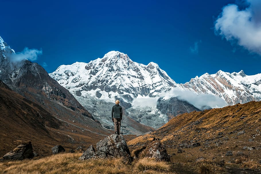 High Himalayan Mountain view at the Annapurna Base Camp in Nepal, HD wallpaper