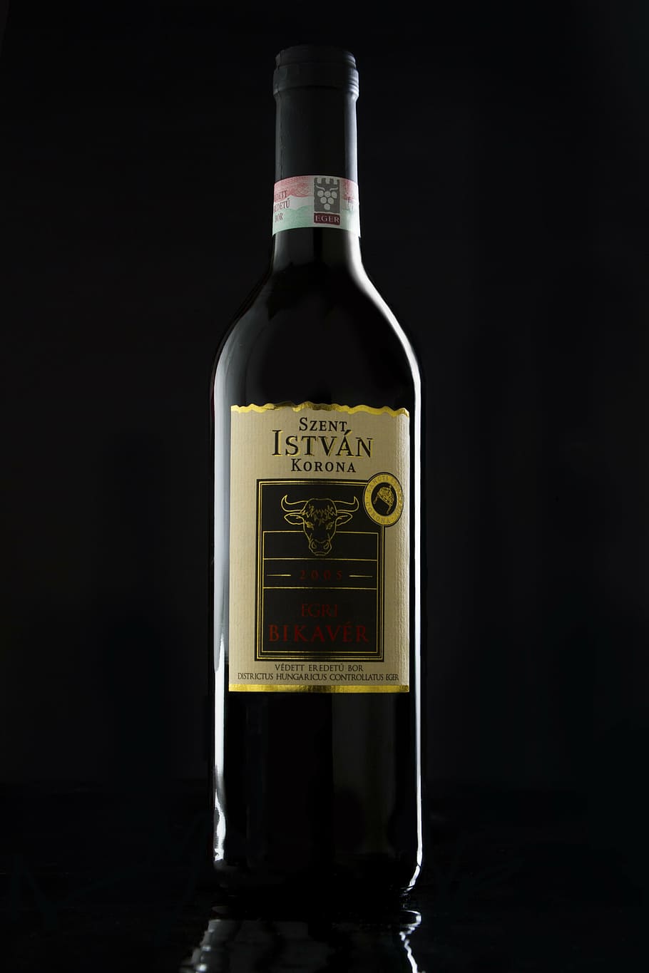 Szent Istvan Korona bottle, wine, mockup, drinks, liquor, bordeaux, HD wallpaper