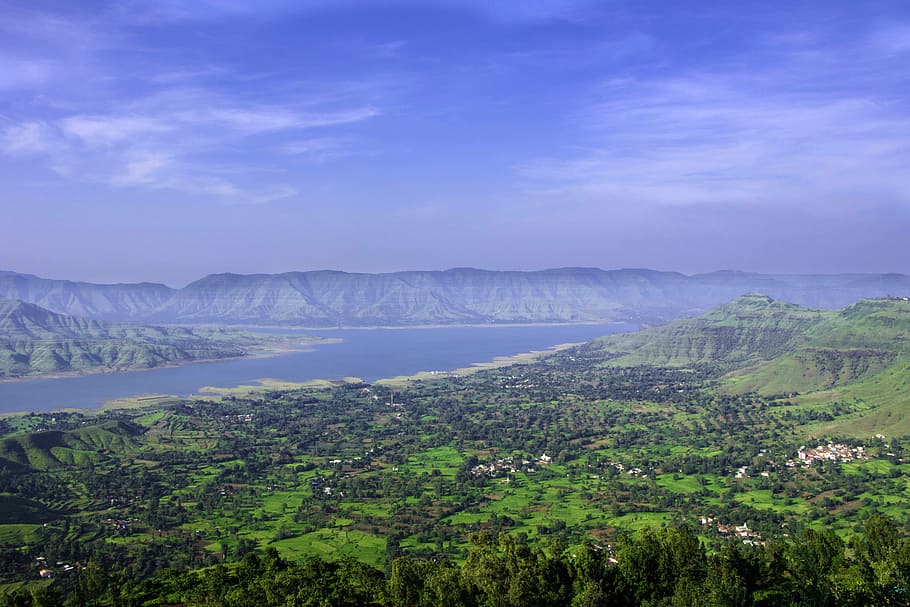 Magnificent landscape and hills with lake in Panchgani, India, HD wallpaper