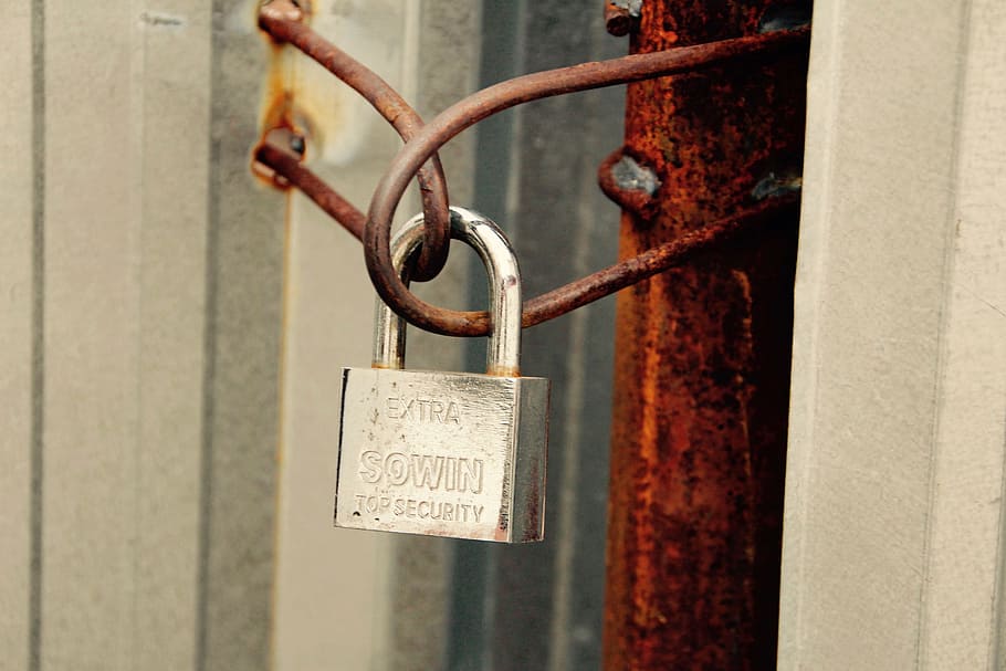 castle, security, metal, sure, padlock, locks to, close, closed HD wallpaper