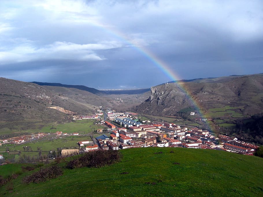 Landscape, Valley, Rainbow, Ezcaray, people, green, nature, HD wallpaper