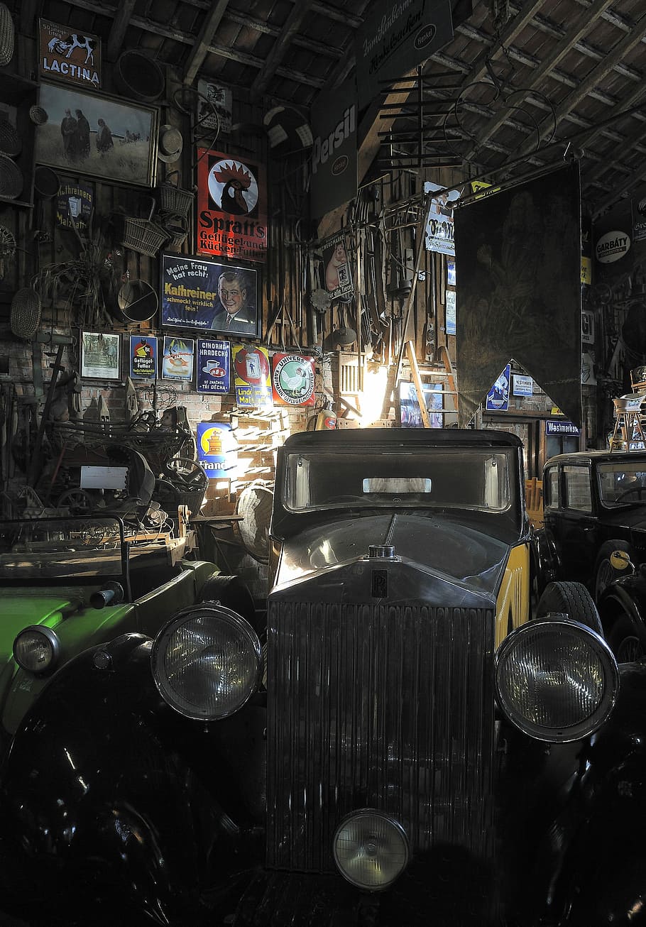 Oldtimer, Museum, Car, Auto, car museum, automotive, spotlight HD wallpaper