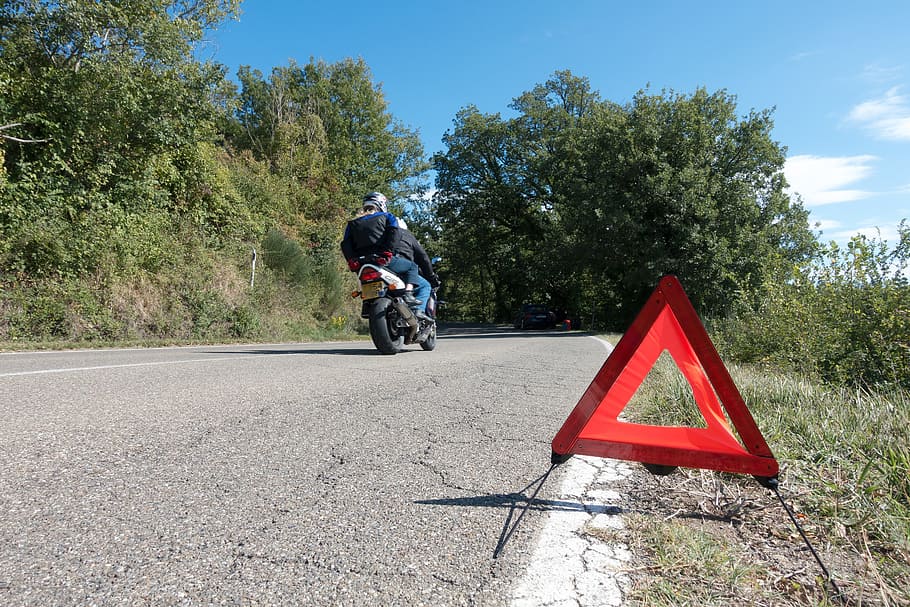 Breakdown, Warning Triangle, car breakdown, asphalt, dare, motorcycle HD wallpaper