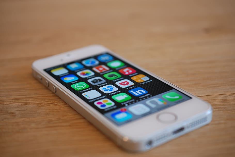 silver iPhone 5s, apps, telephone, white, to call, data, technology HD wallpaper