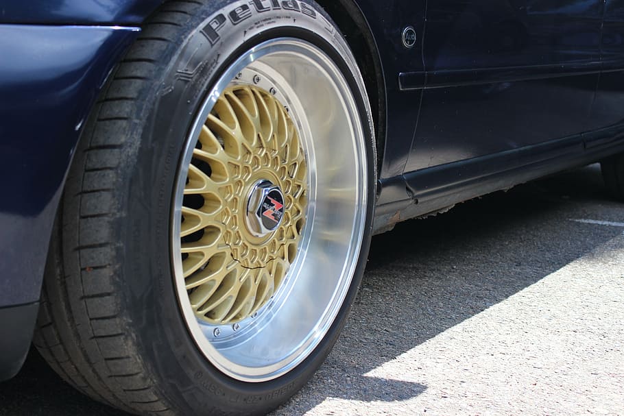 wheels, gold, silver, elegance, car, tire, land Vehicle, transportation HD wallpaper