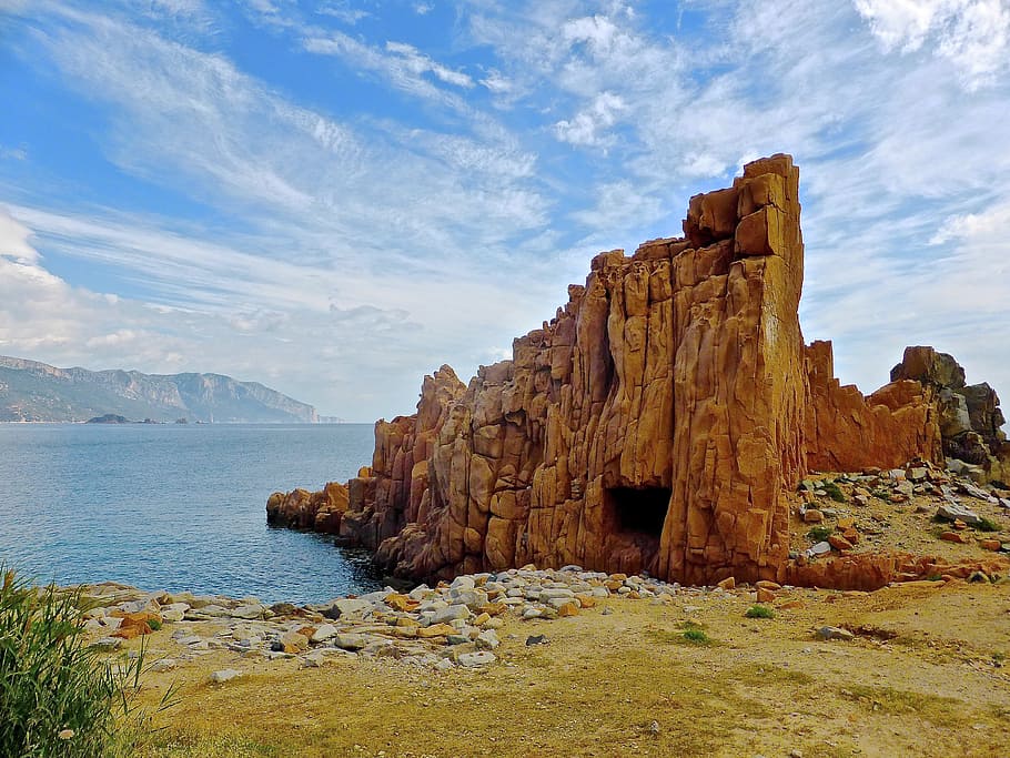 rock formation near body of water, coast, rocks, shore, seaside HD wallpaper