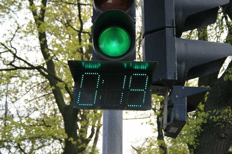 robot, light, green, seconds, timer, safety, street, traffic HD wallpaper