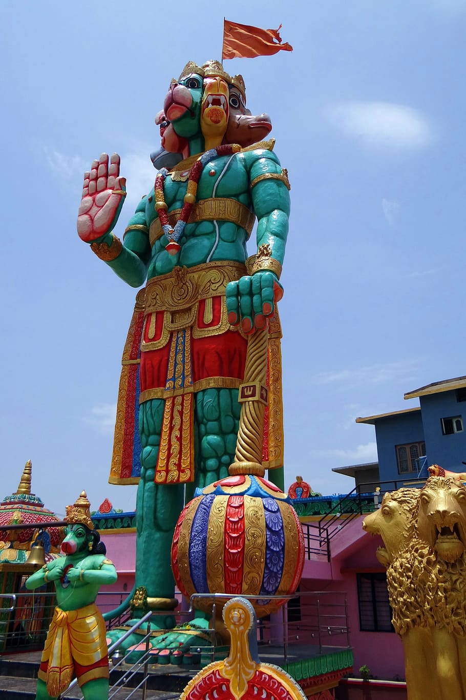 statue, temple, hanuman, monkey-god, panchamukhi hanuman, mythology, HD wallpaper