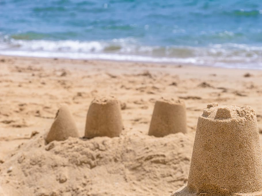 white sand seashore, castle, beach, sand sculpture, artwork HD wallpaper