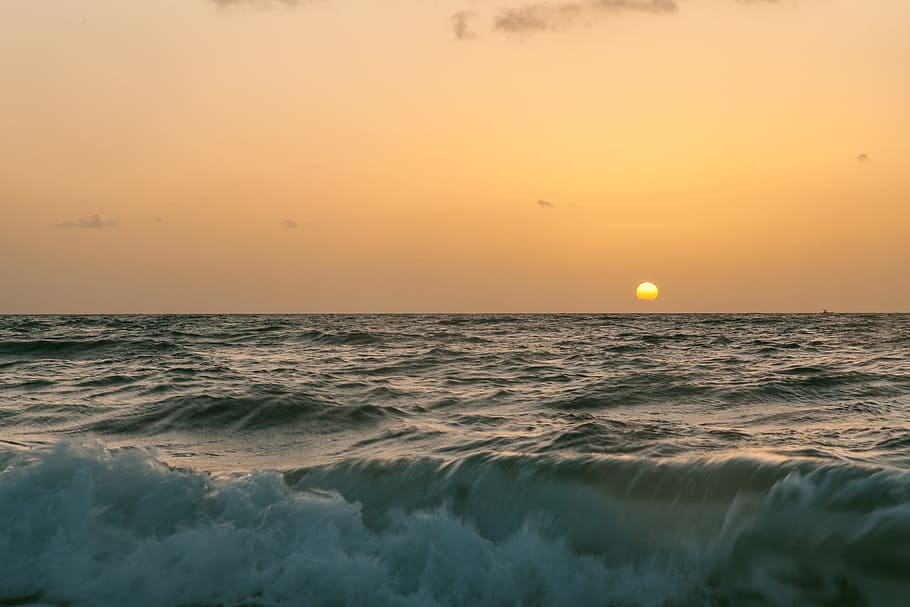 sea, ocean, water, waves, nature, horizon, sunset, sky, scenics - nature HD wallpaper