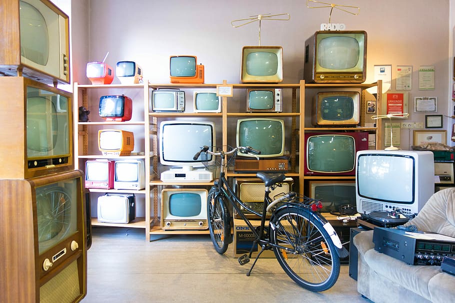 CRT TVs on rack, black road bicycle near CRT TV lot, shop, store, HD wallpaper