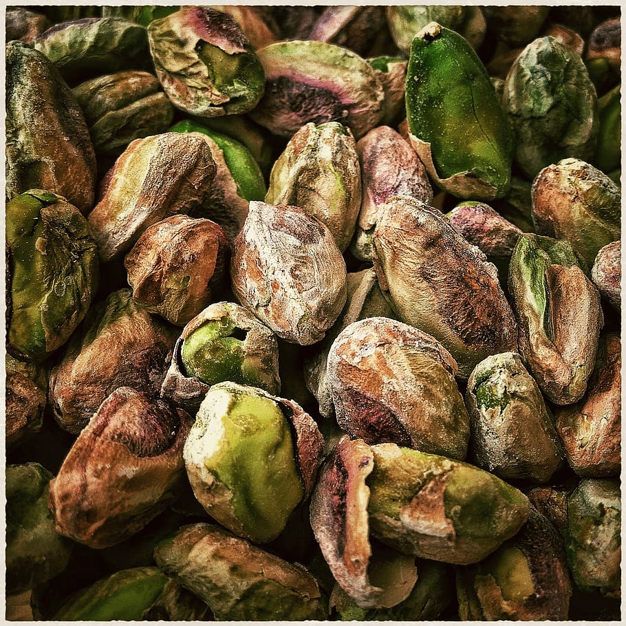 green and brown vegetables, pistatzien, nuts, bake, eat, food HD wallpaper