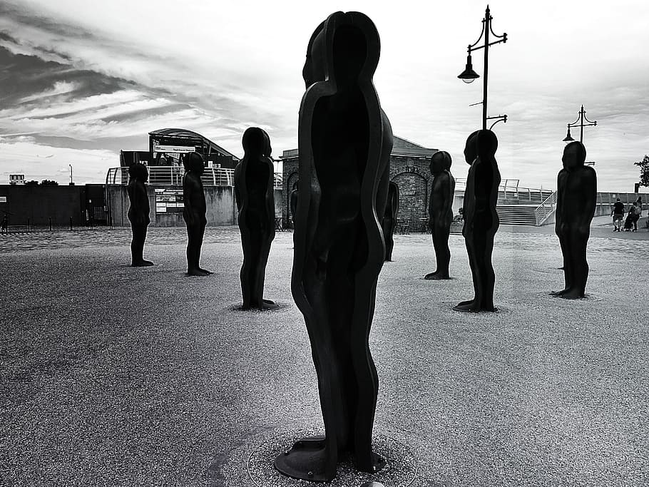 black-and-white, sky, clouds, cloudy, figures, monochrome, statues HD wallpaper
